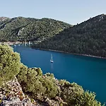 Marti Hemithea Hotell 4*